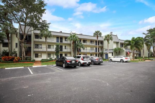 Esedra Court At The Fountains Of Palm Beach, 4801 Esedra Ct #201, Lake Worth Beach, Florida 33467, image 1