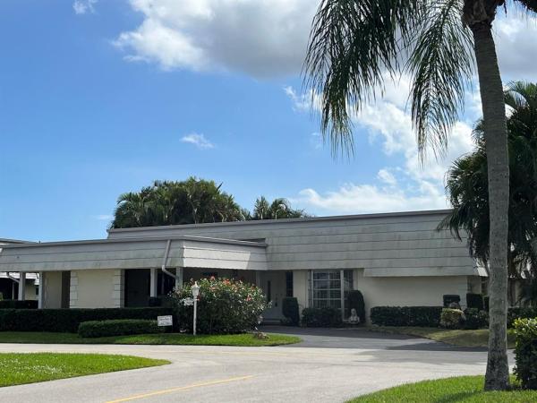 French Royale Villas, 422 French Royale Cir, Atlantis, Florida 33462, image 1