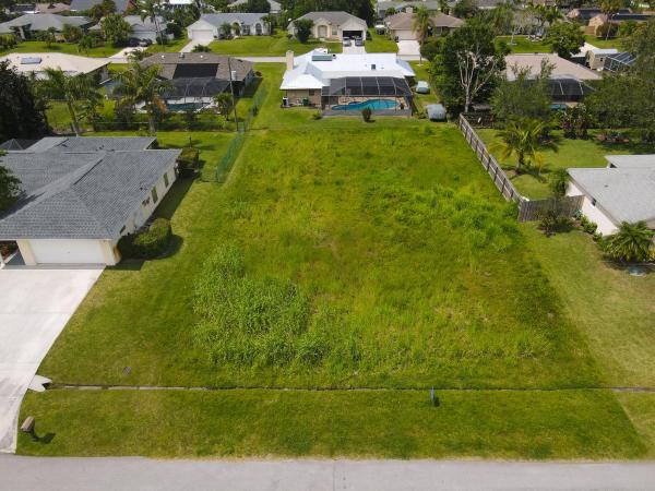 Sandpiper Bay, 1165 SE Mendoza Ave #5, Port St. Lucie, Florida 34952, image 2