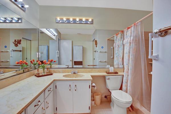 Woodlake Isles, 731 Banks Rd #100, Margate, Florida 33063, image 1