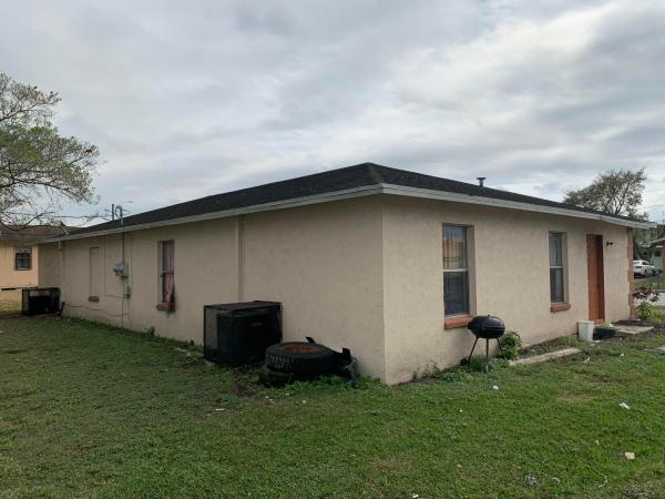 725 SW Avenue D, Belle Glade, Florida 33430, image 1