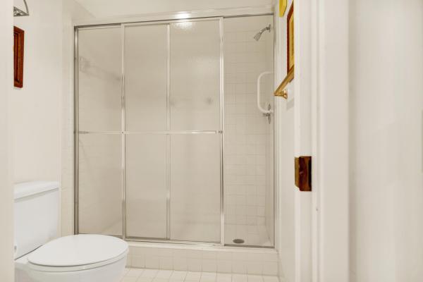 Huntington Pointe, 6241 Pointe Regal Cir #305, Delray Beach, Florida 33484, image 2