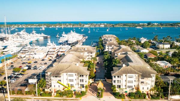 Flagler Landing, 3960 N Flagler Dr #101, West Palm Beach, Florida 33407, image 1