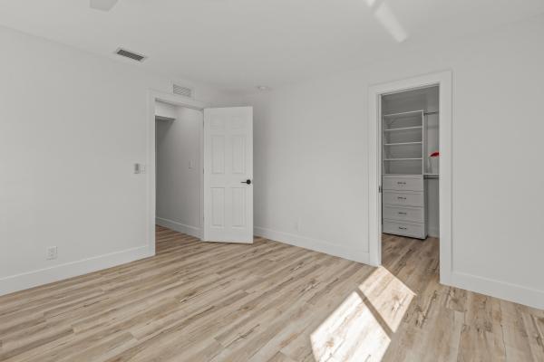 Chapel Hill, 3302 Canal Dr, Boynton Beach, Florida 33435, image 2