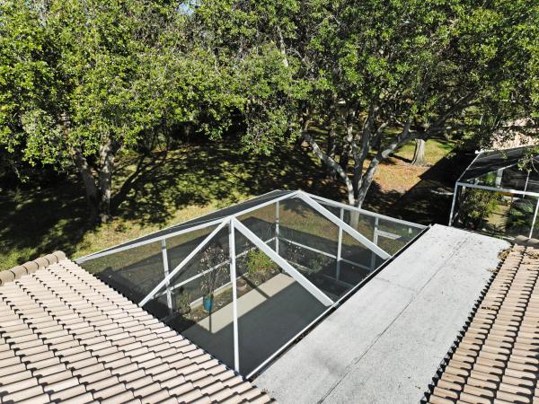 Sun Terrace At The Oaks, 7101 Geminata Oak Ct, Palm Beach Gardens, Florida 33410, image 2