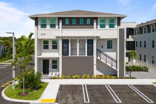Polo Legacy, 8878 Lake Worth Rd #207, Lake Worth, Florida 33467, image 1