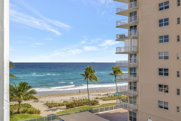 Diamondhead, 1057 Hillsboro Mile #523, Hillsboro Beach, Florida 33062, image 2