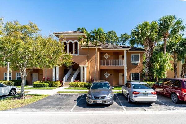 Castle Pines, 8371 Mulligan Cir #4514, Port St. Lucie, Florida 34986, image 2