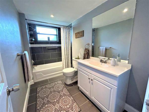 Sunrise Of Palm Beach, 4760 Lucerne Lakes Blvd W #105, Lake Worth, Florida 33467, image 1