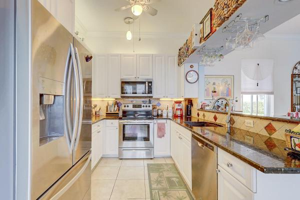 Lakeshore At The Sands, 3258 Lakeshore Dr, Fort Pierce, Florida 34949, image 2