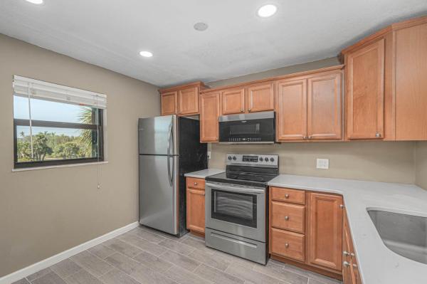 Indian River Place, 701 N Indian River Dr #303, Fort Pierce, Florida 34950, image 1