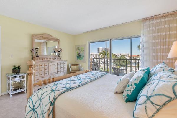 Harbour Towers, 907 Marina Dr #202, North Palm Beach, Florida 33408, image 1