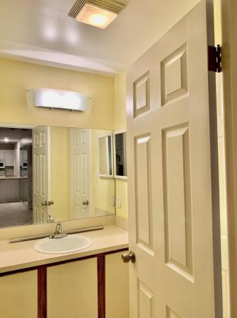 2050 Oleander Blvd #10-201, Fort Pierce, Florida 34950, image 2