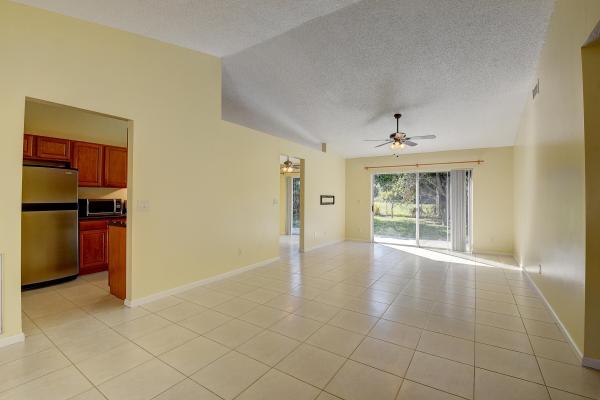 Lake Boynton Estates, 742 W Ocean Dr, Boynton Beach, Florida 33426, image 1