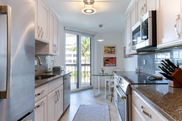Sutton Place, 2778 S Ocean Blvd, Palm Beach, Florida 33480, image 2