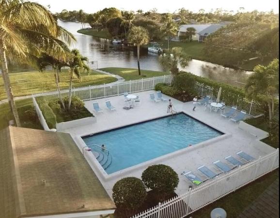 Hidden Landing, 649 Spinnaker Ct, Wellington, Florida 33414, image 3