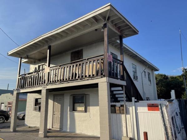 Courtney Terrace, 1706 Avenue D, Fort Pierce, Florida 34950, image 3