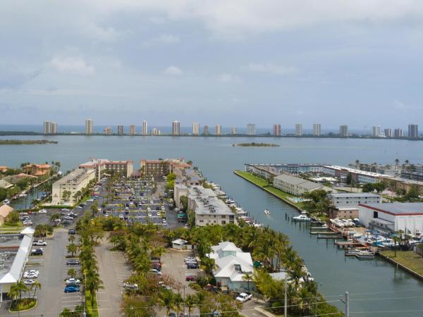 Earman Villas, 805 Hummingbird Way #2D, North Palm Beach, Florida 33408, image 1