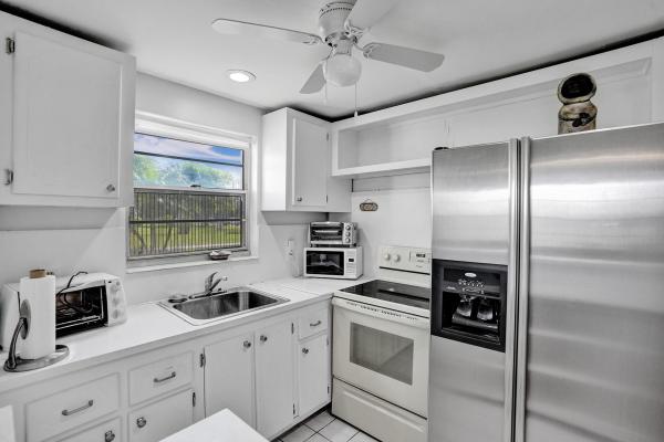 Farnham, 245 Farnham K, Deerfield Beach, Florida 33442, image 1