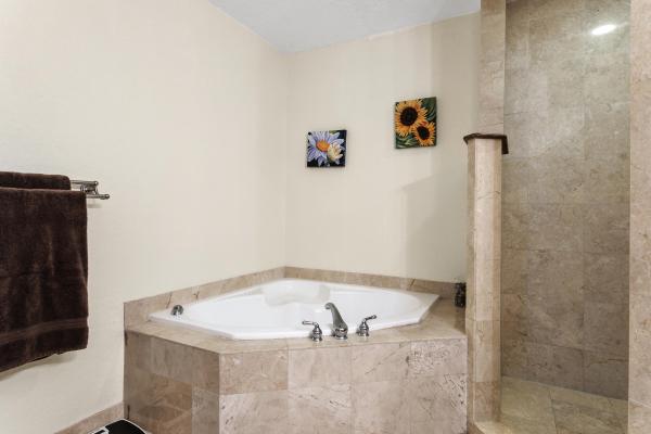 Park Place, 1640 Presidential Way #307, West Palm Beach, Florida 33401, image 2