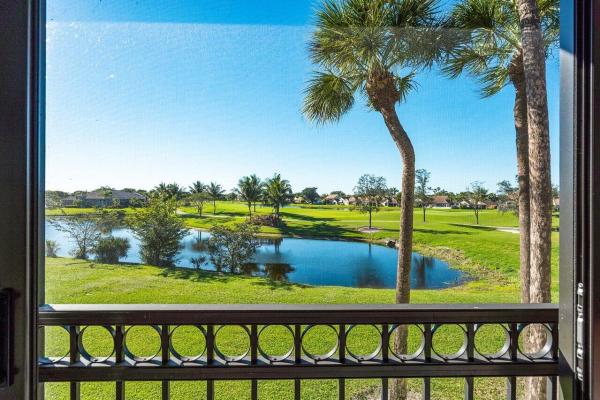 Stratford At Aberdeen, 8041 Aberdeen Dr #201, Boynton Beach, Florida 33472, image 1