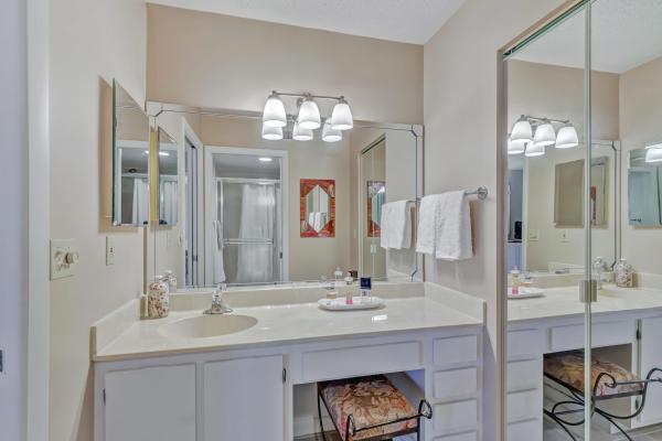 Fairway Club, 4725 Lucerne Lakes Blvd E #305, Lake Worth, Florida 33467, image 1