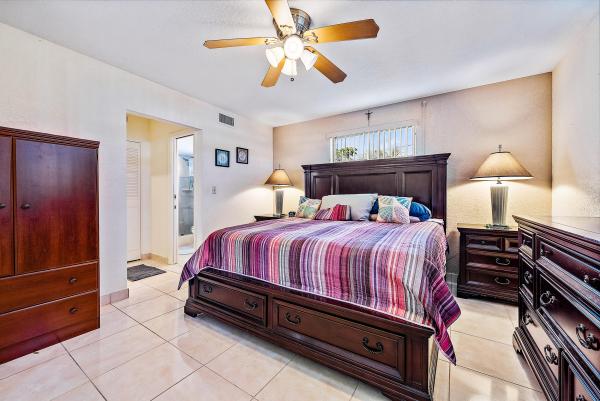 Lake Clarke Gardens, 2811 S Garden Dr S #203, Lake Worth, Florida 33461, image 3
