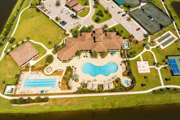 Veranda Gardens, 447 SE Vallarta Dr, Port St. Lucie, Florida 34984, image 1