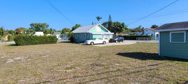 Lake Worth Town, 605 N B St, Lake Worth Beach, Florida 33460, image 1