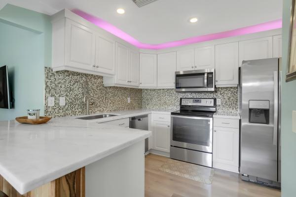 Centennial Square, 36 Centennial Ct, Deerfield Beach, Florida 33442, image 1