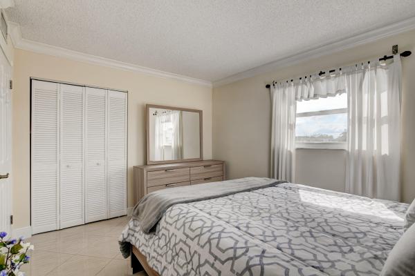 Lake Clarke Gardens, 2728 N Garden Dr N #315, Lake Worth, Florida 33461, image 3