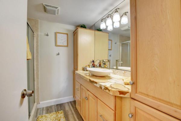 Boca Bayou, 17 Royal Palm Way #3010, Boca Raton, Florida 33432, image 3