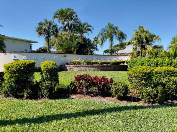 Lake Clarke Gardens, 2581 N Garden Dr N #212, Lake Worth, Florida 33461, image 2