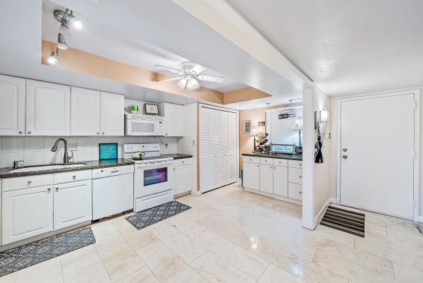 Marina Bay, 1036 Us Highway 1 #126, North Palm Beach, Florida 33408, image 3