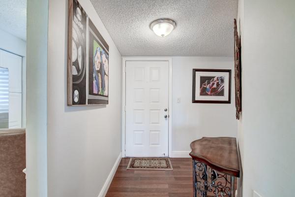 Huntington Lakes 2, 6866 Huntington Ln #607, Delray Beach, Florida 33446, image 2