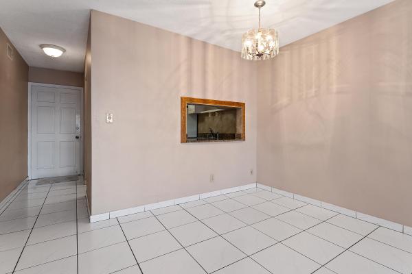 Lake Clarke Gardens, 2724 S Garden Dr S #102, Lake Worth, Florida 33461, image 2