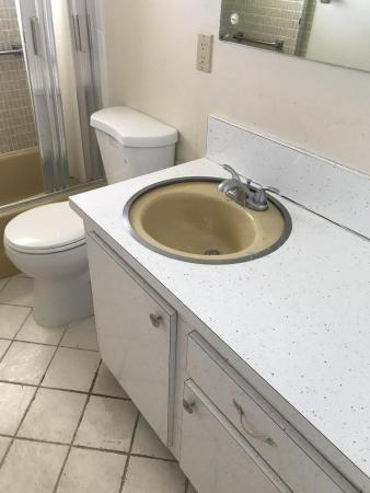 Dudley At Cresthaven Villas, 2665 Dudley Dr W #G, West Palm Beach, Florida 33415, image 2