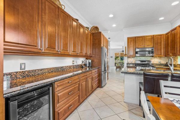 PGA Commons, 4496 Hickory Dr, Palm Beach Gardens, Florida 33418, image 2