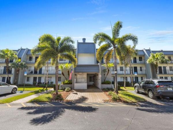 Esedra Court At The Fountains Country Club, 4801 Esedra Ct #101, Lake Worth, Florida 33467, image 1