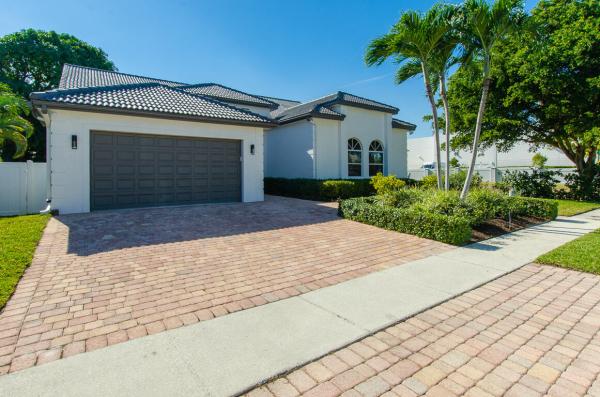 Okey Estates, 750 Bailey St, Boca Raton, Florida 33487, image 1