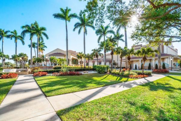 Coral Cove At Coral Lakes, 12560 Majesty Cir #306, Boynton Beach, Florida 33437, image 1
