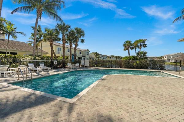 Mariner Bay At Hutchinson Island, 301 Mariner Bay Blvd, Fort Pierce, Florida 34949, image 1