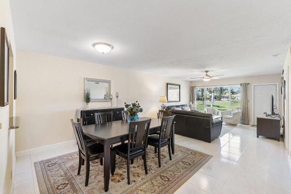 Town Villas At Moon Lake, 9111 Fairbanks Ln #3, Boca Raton, Florida 33496, image 2