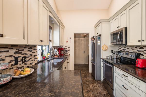 Villas Of Bear Lakes Estates North, 2641 Mohawk Cir, West Palm Beach, Florida 33409, image 2