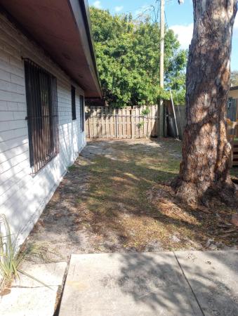 Timber Pine, 1677 W 27th St #B, Riviera Beach, Florida 33404, image 2