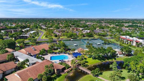 Banyan Springs Patio Villas, 5045 Pine Dr, Boynton Beach, Florida 33437, image 1