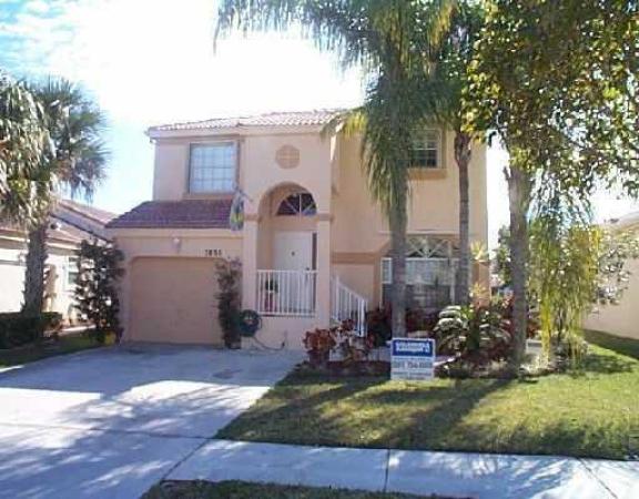 Candlewood, 7835 Rockport Cir, Lake Worth, Florida 33467, image 1