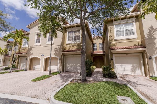 Legends At The Gardens, 4871 Bonsai Cir #107, Palm Beach Gardens, Florida 33418, image 2