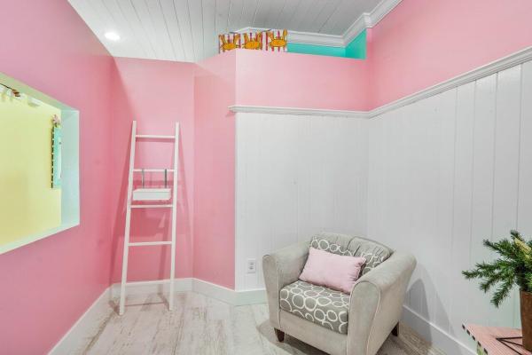 Monterey On The Lake, 800 Lake Wellington Dr, Wellington, Florida 33414, image 1