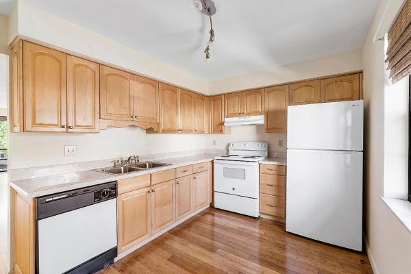 2050 Oleander Blvd #2-206, Fort Pierce, Florida 34950, image 3
